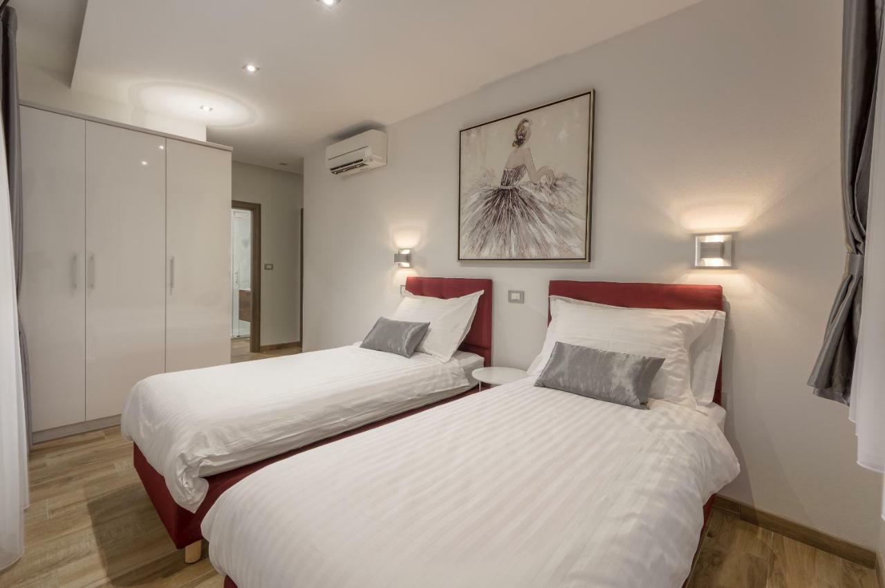 Viras Luxury Holiday Pula Luaran gambar